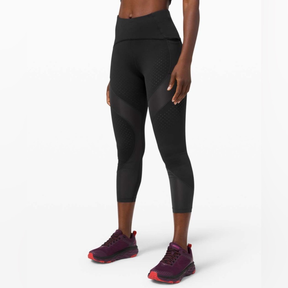 Lululemon Uncovered Strength High-Rise Crop 23" | Black | Size 6